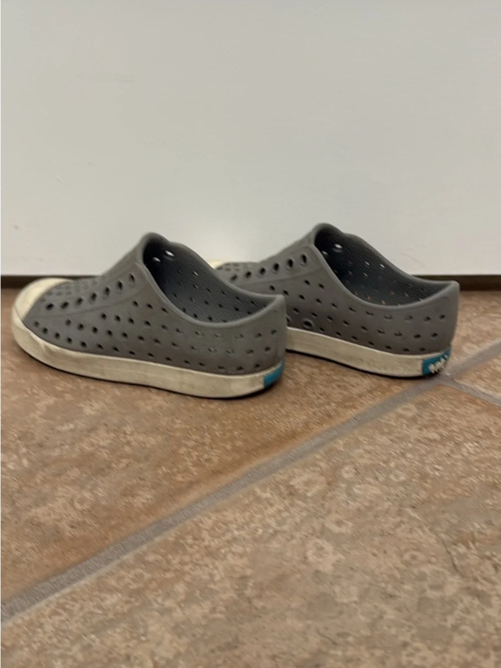 Native Kids Water Slip-On Shoes in Gray with White Toe